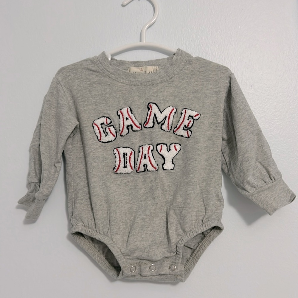 Game Day baseball tshirt bubble